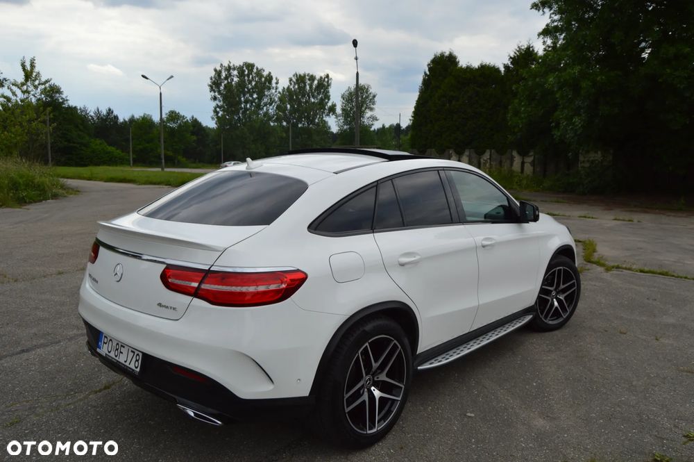 Mercedes-Benz GLE - 16