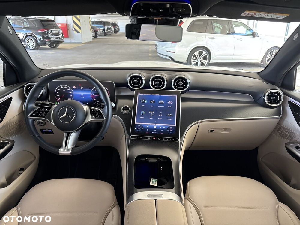 Mercedes-Benz GLC - 14