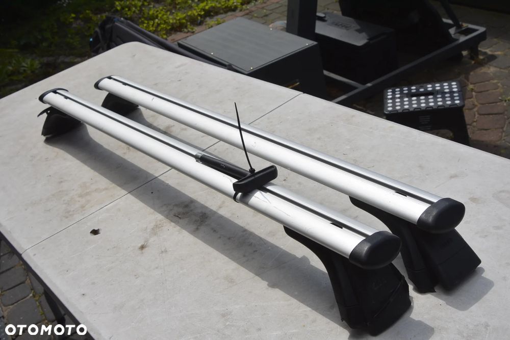 BELKI BAGAŻNIKA DACHOWEGO AUDI A3 8V SPORTBACK - 2