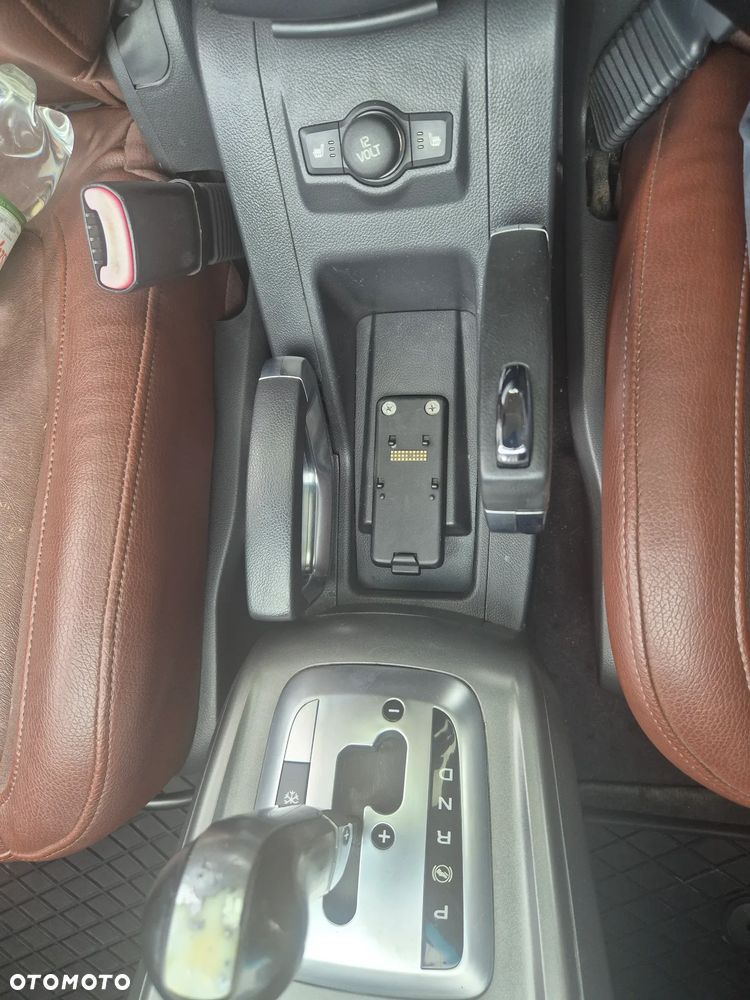 Opel Antara 3.2 V6 4x4 Cosmo - 12