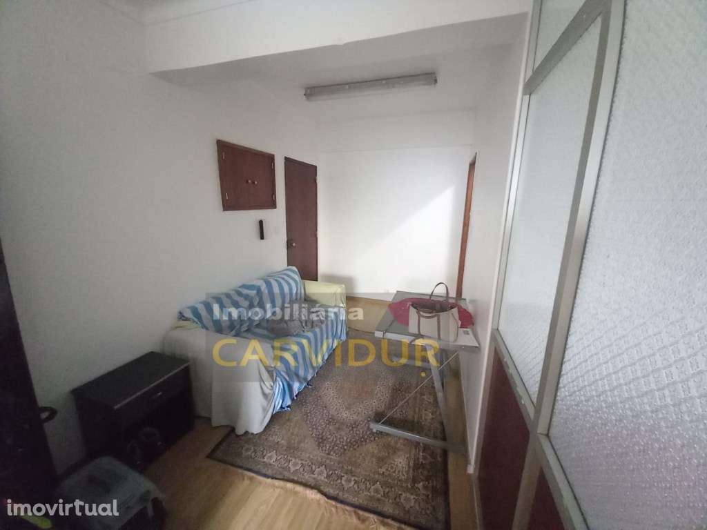 Quinta da lomba/ Polis T0+1 remodelado - Grande imagem: 5/19