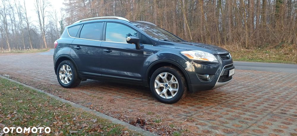 Ford Kuga 2.0 TDCi 4x4 Titanium - 2