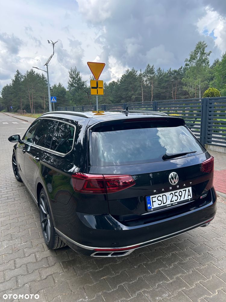 Volkswagen Passat - 6