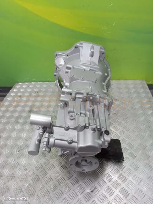 Caixa de Velocidades RECONDICIONADA IVECO 35C18 3.0HPI 284061 8872643 - Seletor Atras - 2