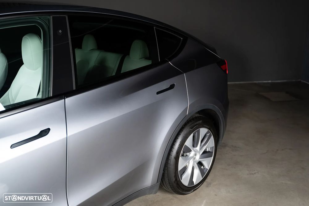 Tesla Model Y Long Range Tração Integral - 9