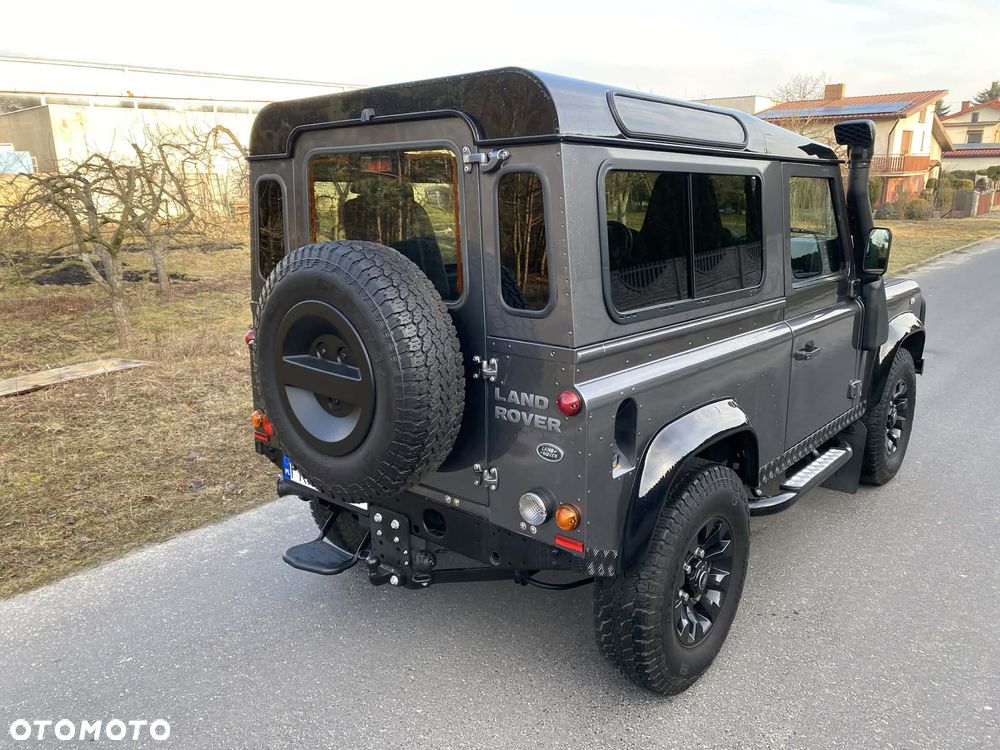 Land Rover Defender 2.2 TD4 E - 4