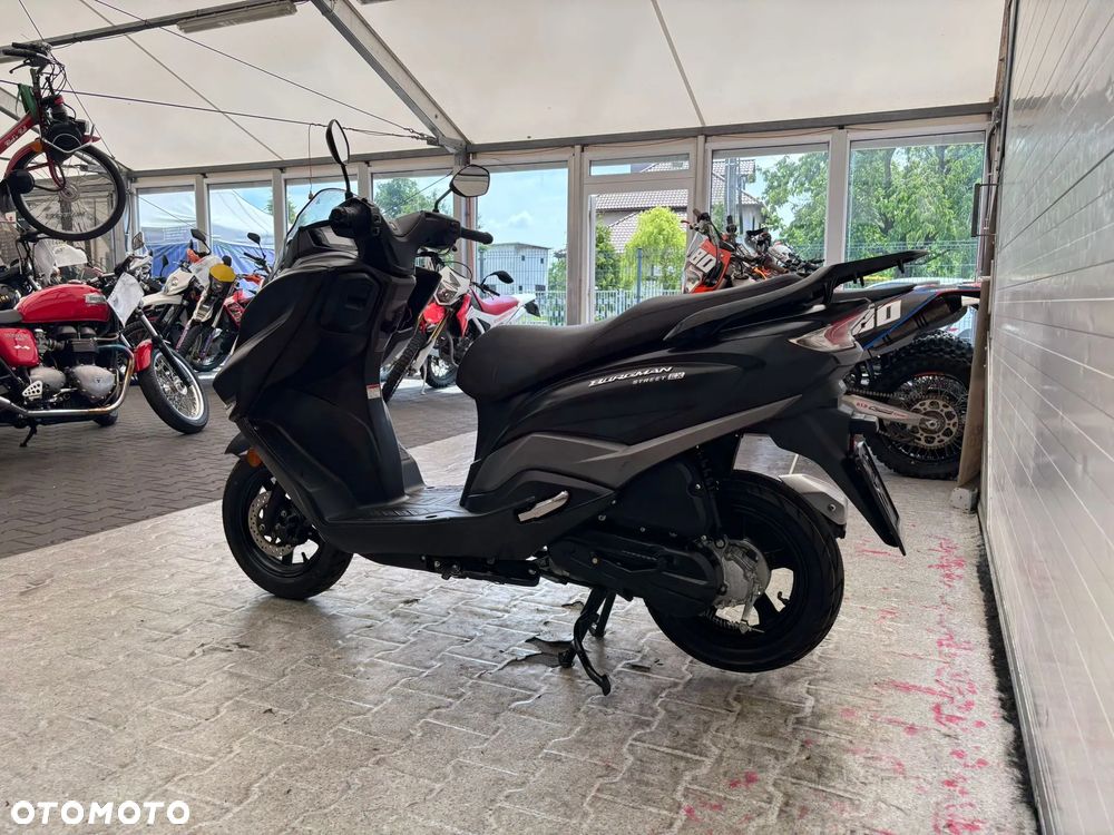 Suzuki Burgman - 14