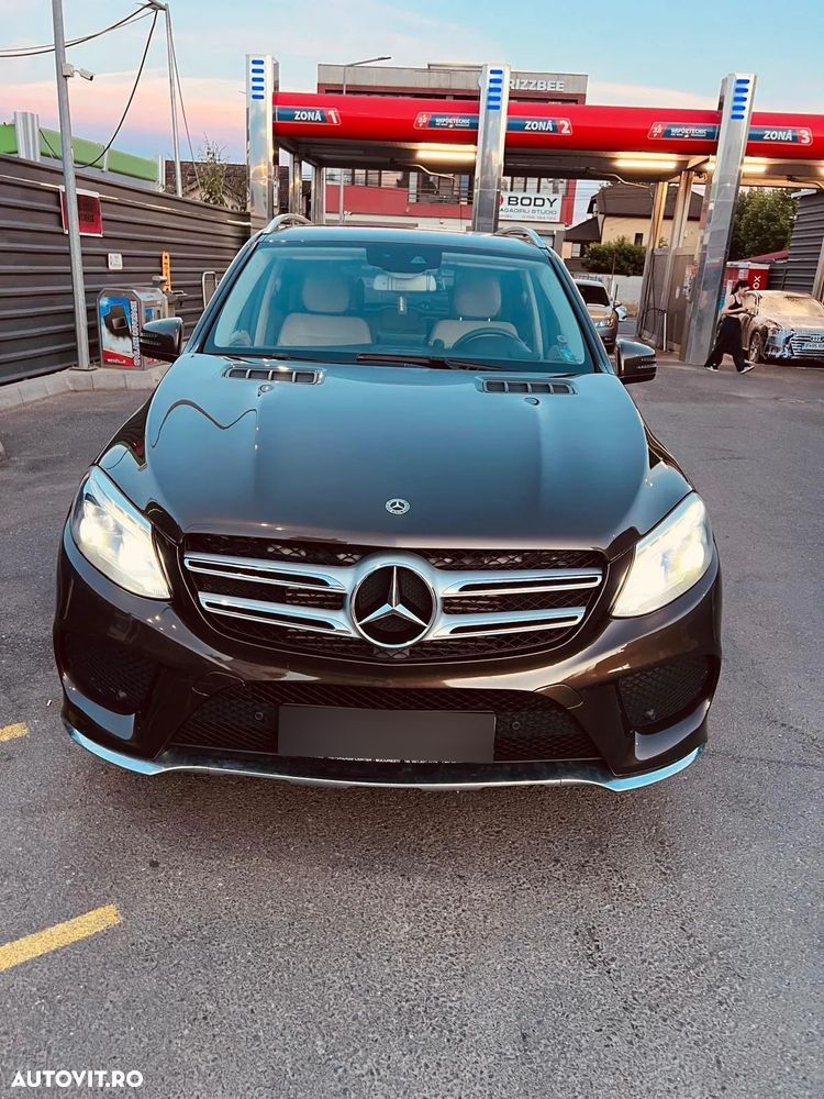 Mercedes-Benz GLE - 1