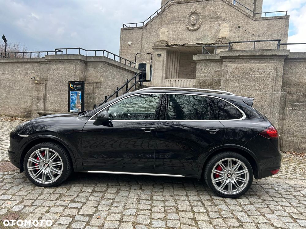 Porsche Cayenne - 9
