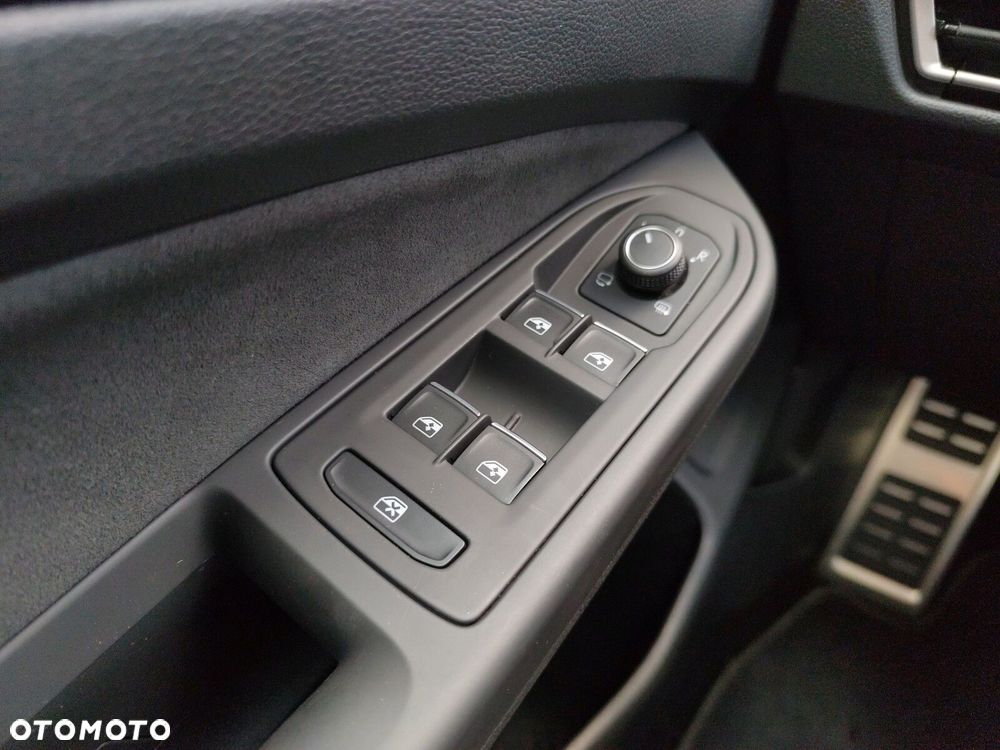 Volkswagen Golf 2.0 TSI GTI DSG - 17