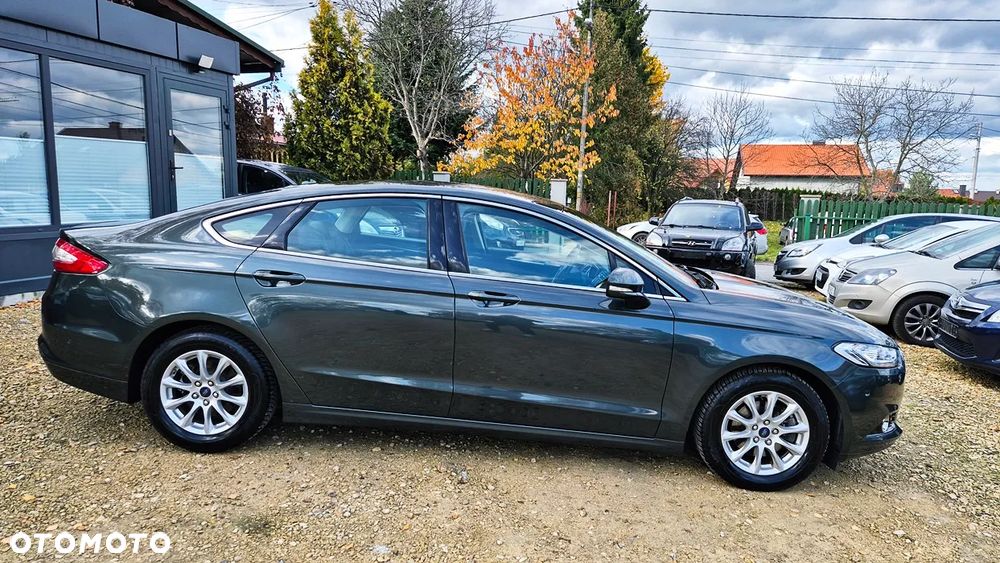 Ford Mondeo 2.0 Hybrid Titanium - 11