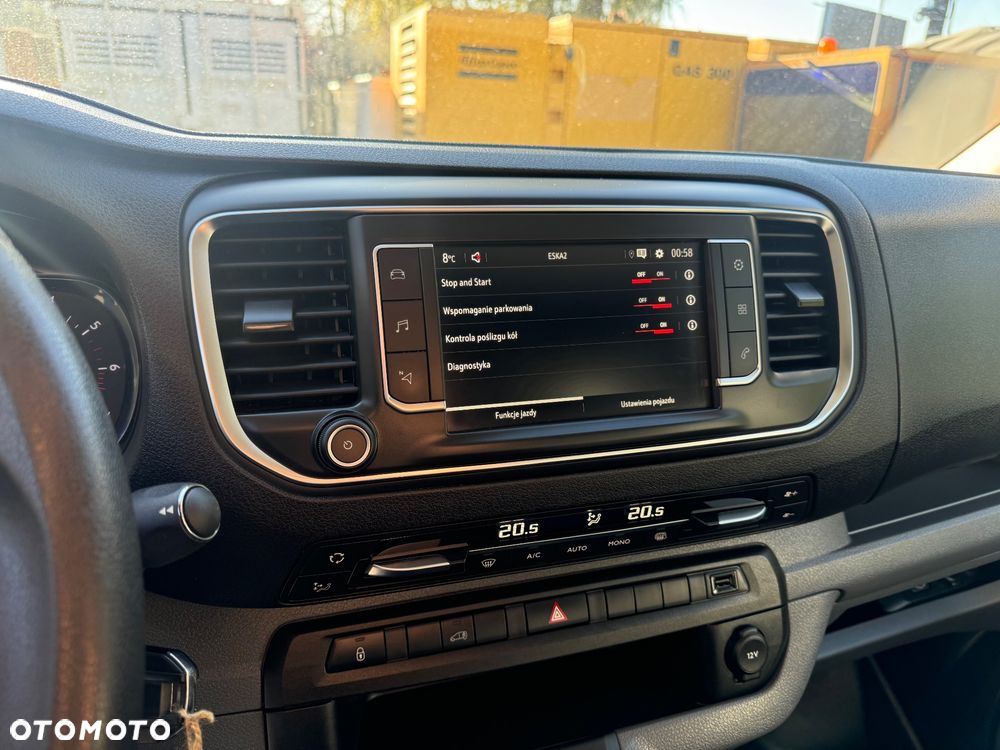 Opel Vivaro - 25