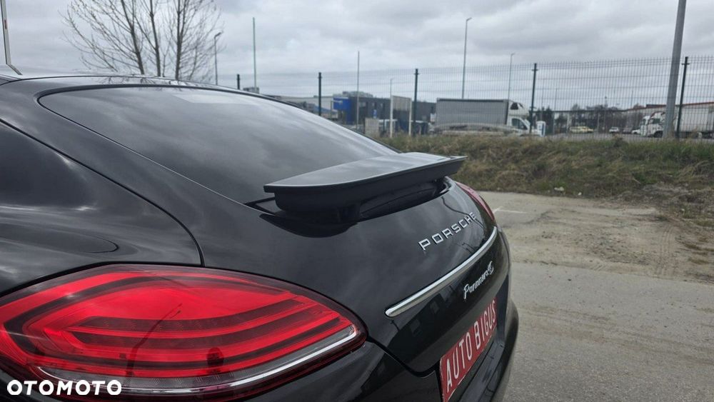 Porsche Panamera - 9