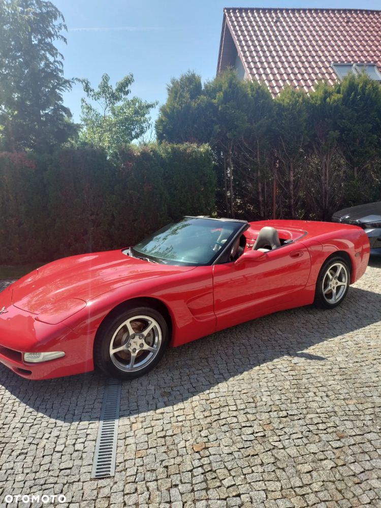 Chevrolet Corvette - 7