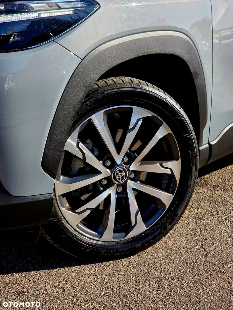 Toyota Corolla Cross - 10