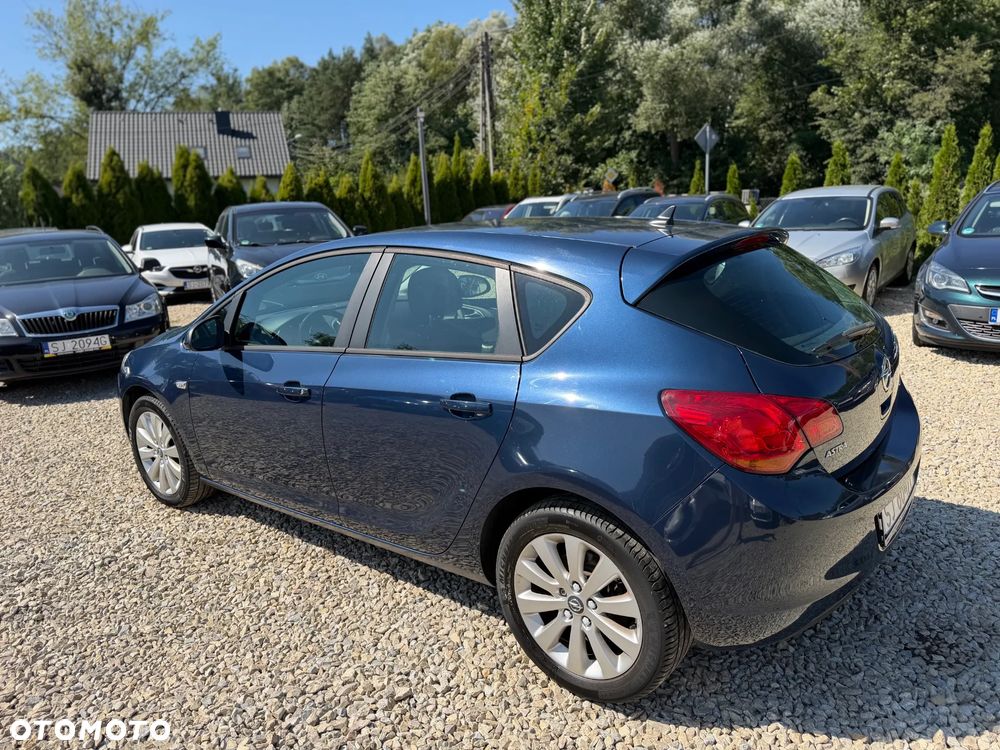 Opel Astra 1.7 CDTI DPF Color Edition - 3