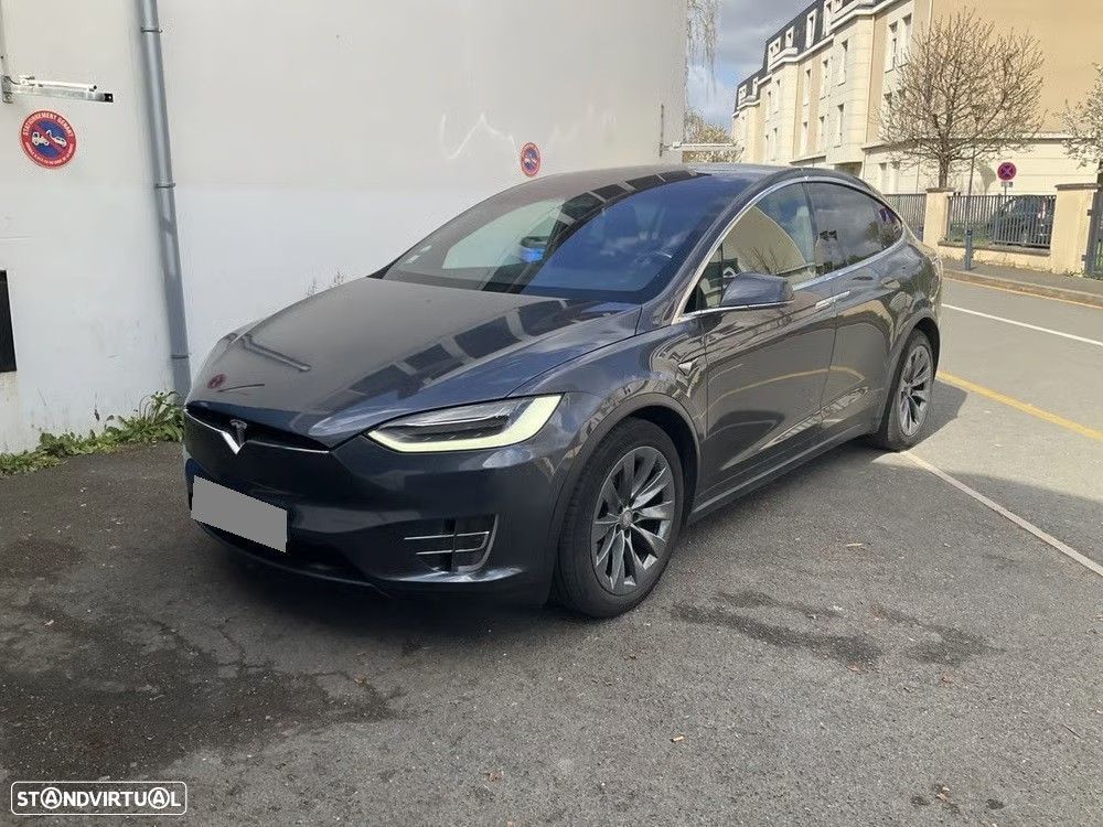 Tesla Model X 100D - 1