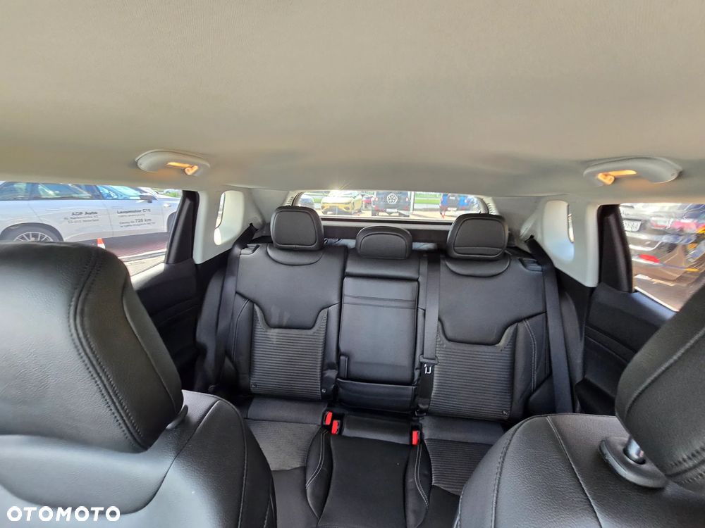 Jeep Compass 1.5 T4 mHEV Altitude FWD S&S DCT - 27