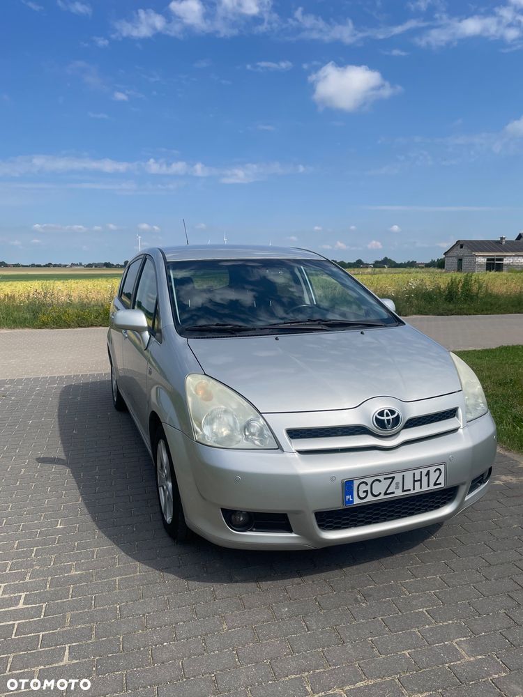 Toyota Corolla Verso - 1