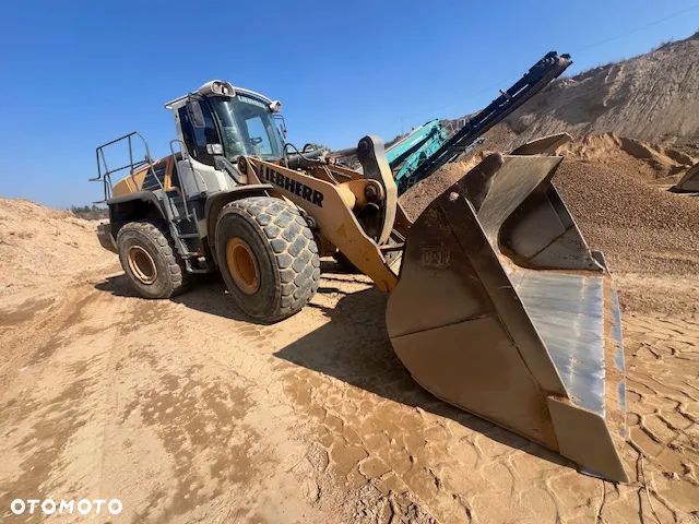 Liebherr L580 - 1