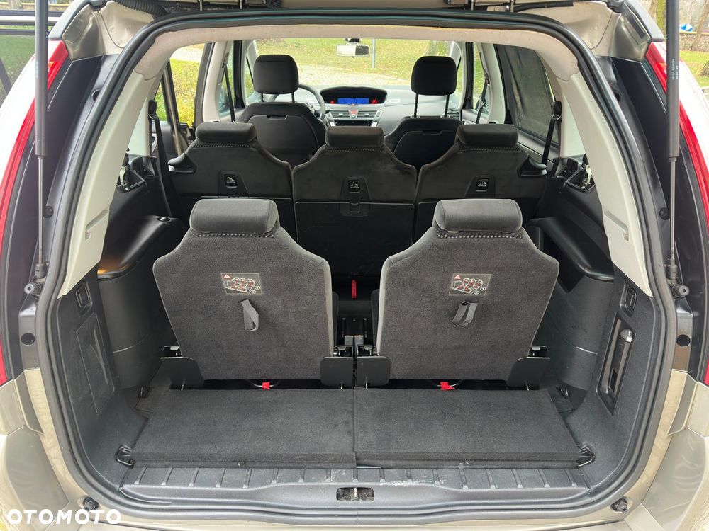 Citroën C4 Grand Picasso 1.8 16V Style - 29