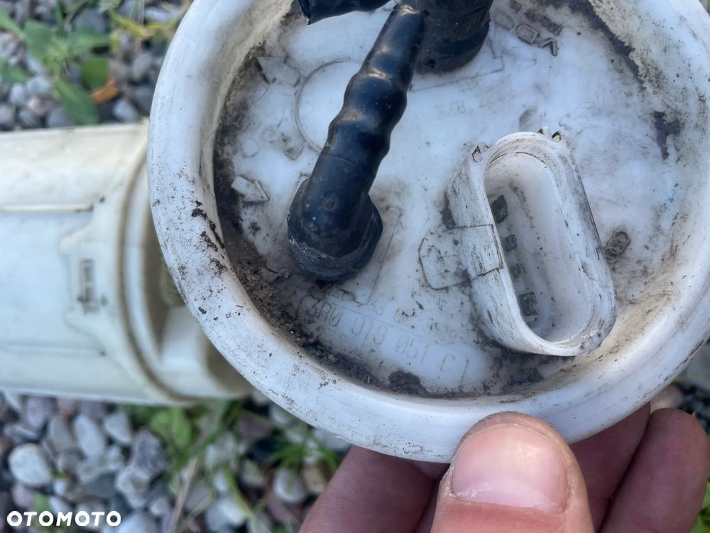 POMPA PŁYWAK PALIWA VW PASSAT B5 FL 2.0 3B0919051C - 2