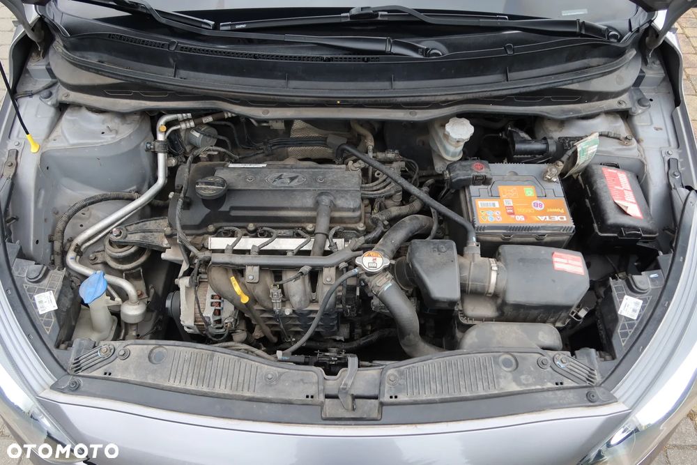 Hyundai i20 - 13