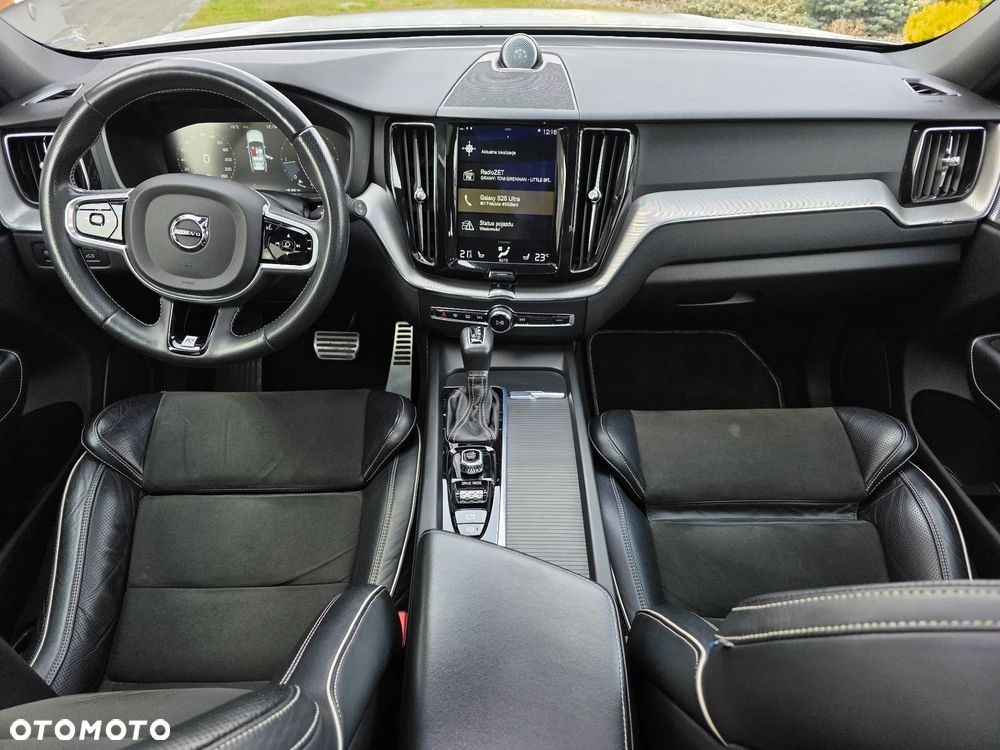 Volvo XC 60 D5 AWD R-Design - 7