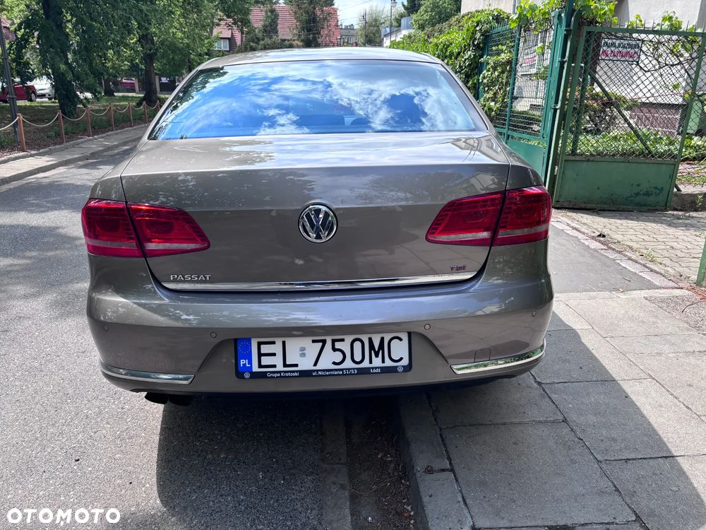 Volkswagen Passat 1.8 TSI Comfortline - 8