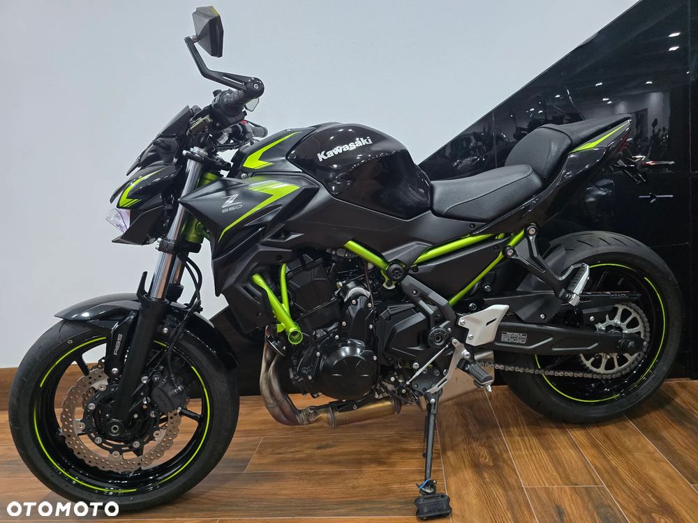 Kawasaki Z 650 - 36
