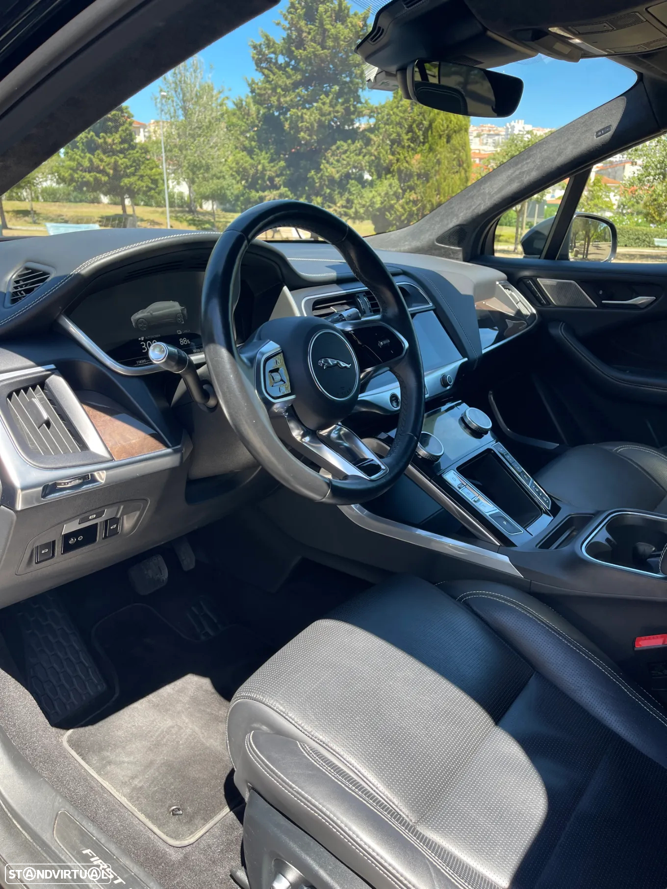 Jaguar I-Pace EV400 AWD First Edition - 14