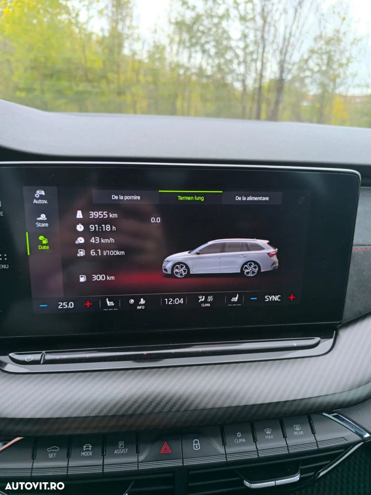 Skoda Octavia 2.0 TDI DSG RS - 8