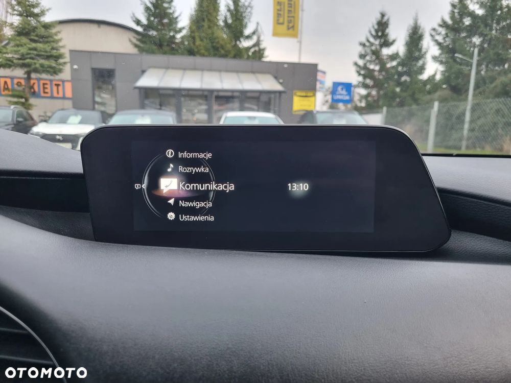 Mazda 3 SKYACTIV-G 2.0 M-Hybrid DRIVE - 24