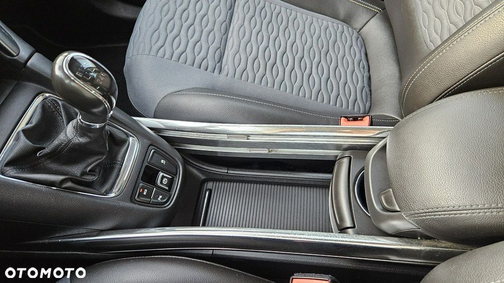 Opel Zafira Tourer 1.4 Turbo Edition - 35