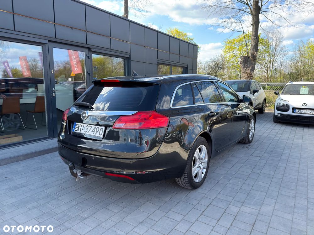 Opel Insignia 1.8 - 13