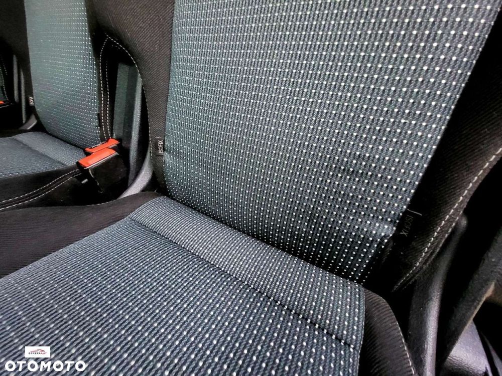 Ford S-Max - 10