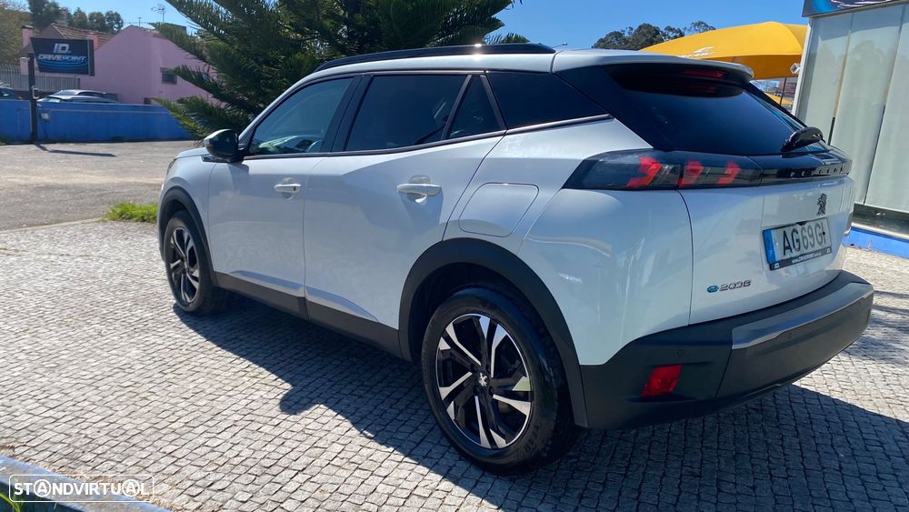 Peugeot e-2008 50 kWh Allure Pack - 15