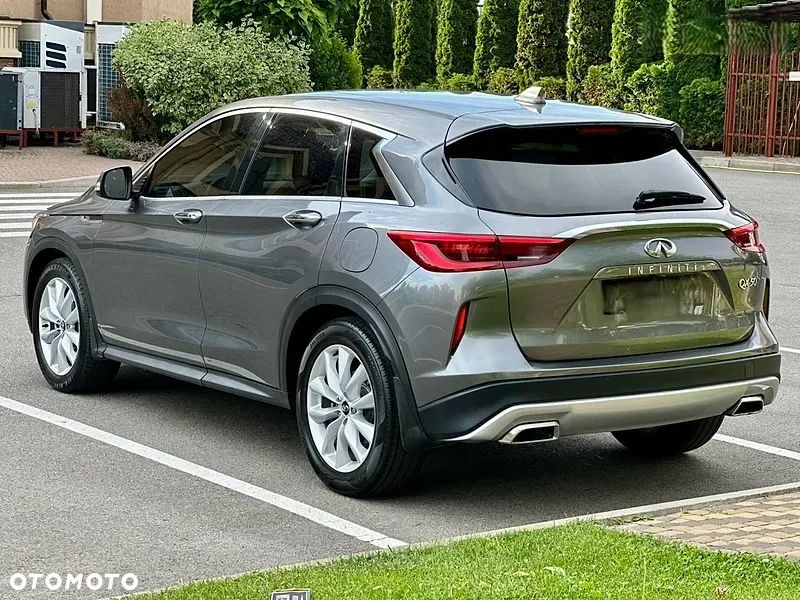 Infiniti QX50 - 10