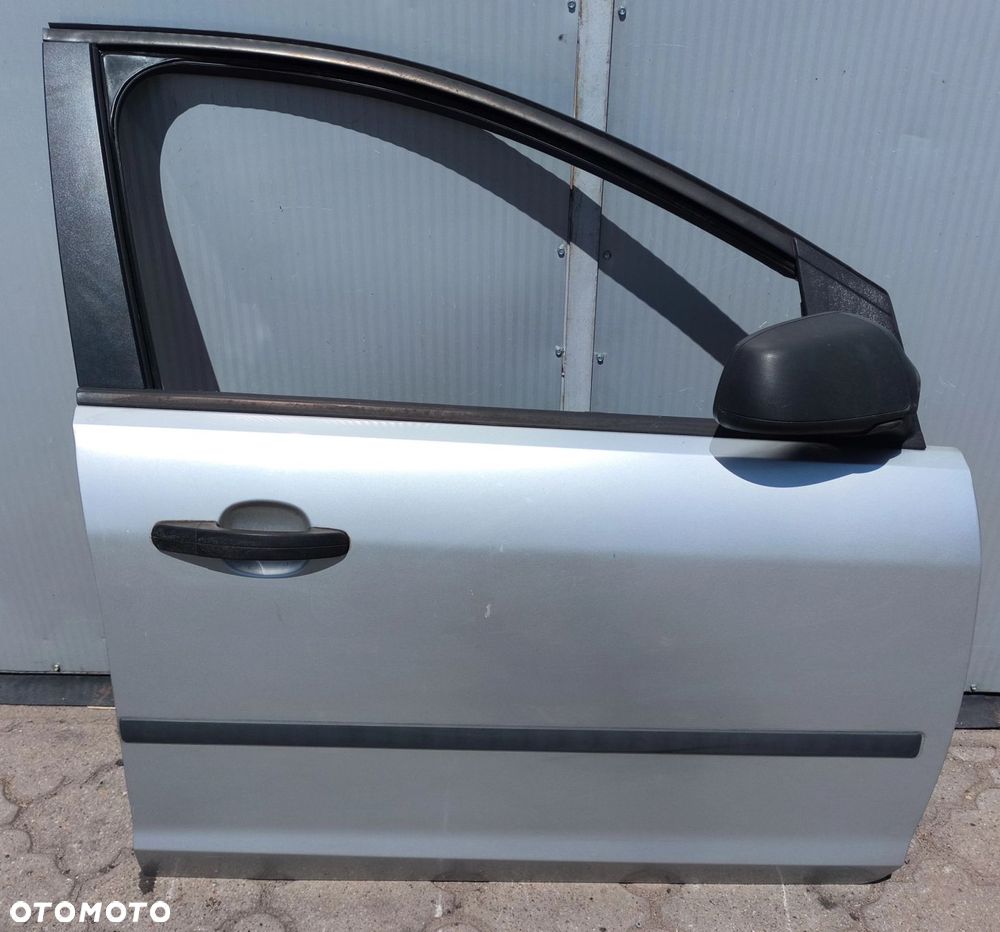 Focus MK2 drzwi przednie przód lewe kolor: 03 Ford
