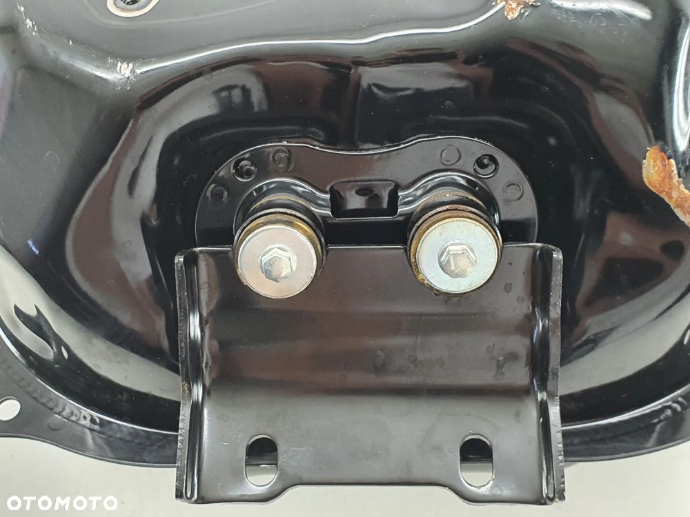 ZBIORNIK PALIWA BAK  YAMAHA XSR 125 - 25