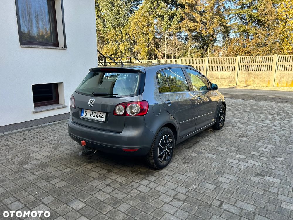 Volkswagen Golf Plus 2.0 FSI Comfortline - 4