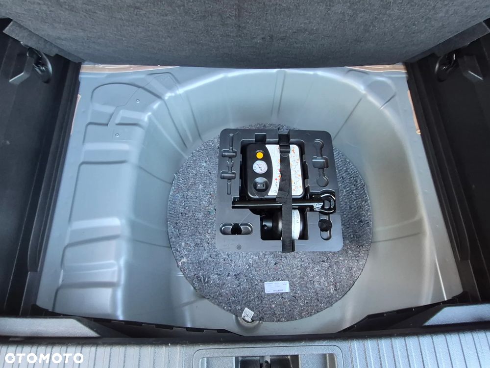 Renault Captur - 21