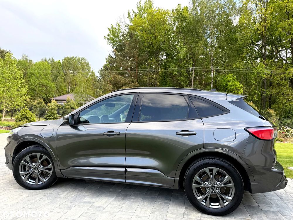 Ford Kuga 2.5 Duratec PHEV ST-LINE X - 20
