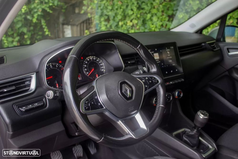 Renault Clio 1.0 TCe Exclusive - 11