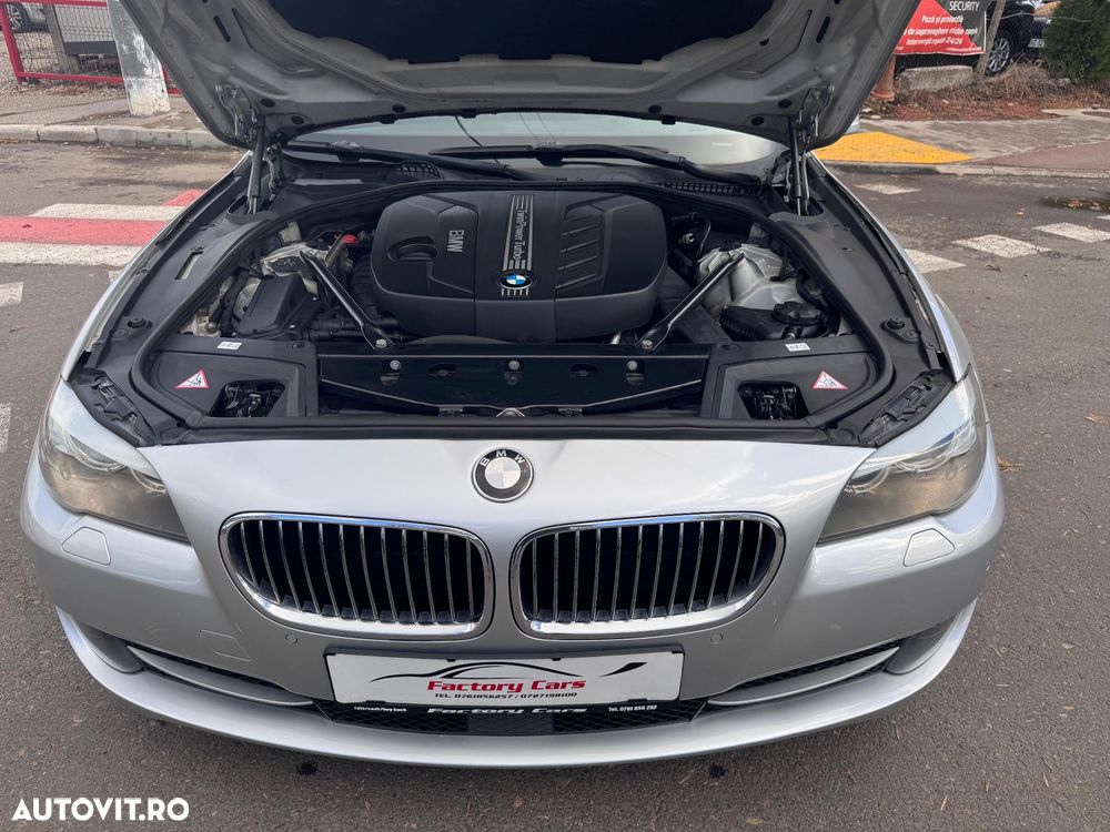 BMW Seria 5 520d - 27