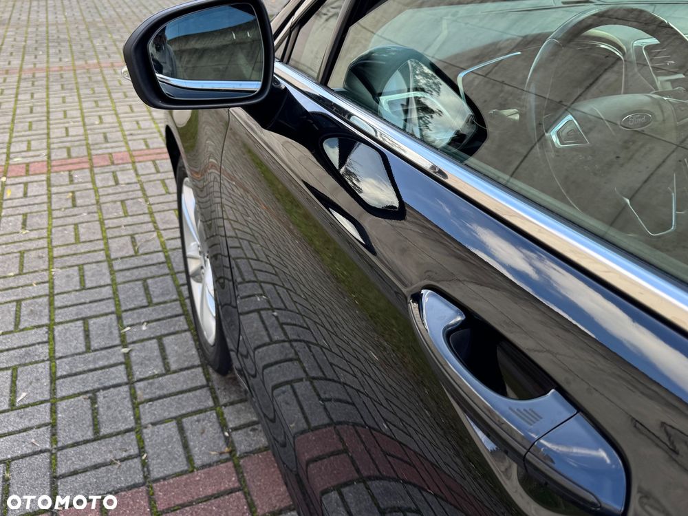 Ford Mondeo 2.0 EcoBlue Titanium - 13