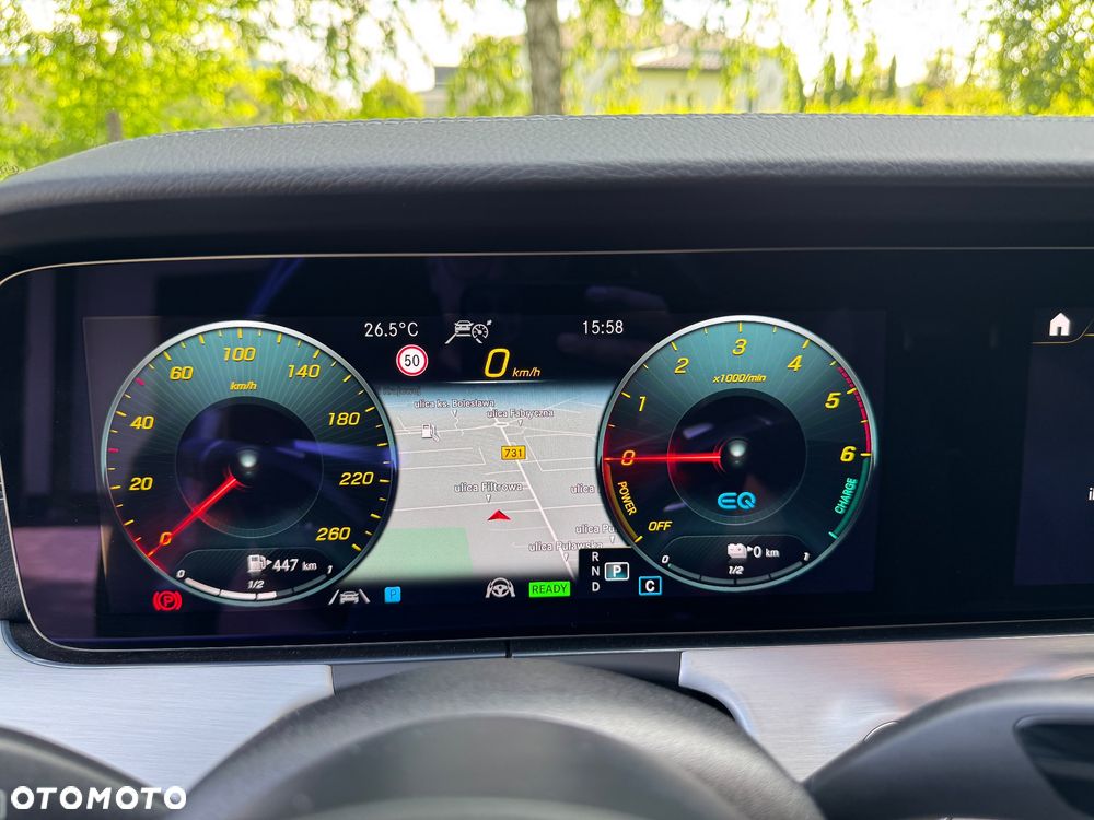 Mercedes-Benz Klasa E 300 de PHEV 4-Matic AMG 9G-Tronic - 26