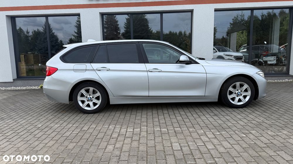 BMW Seria 3 318d Sport Line - 7