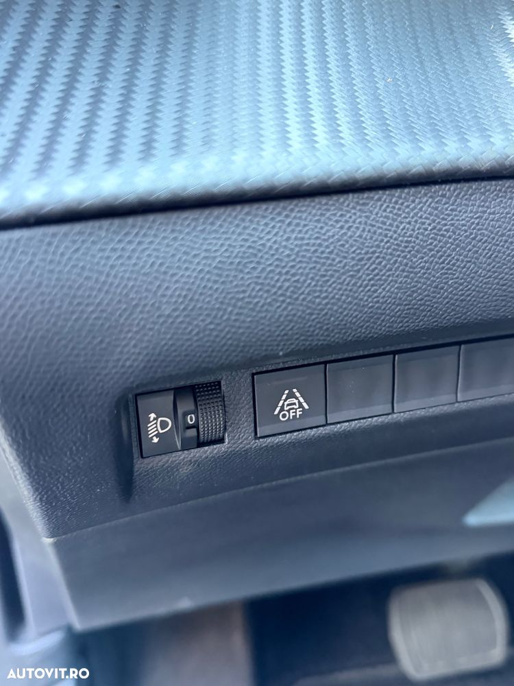 Peugeot 2008 e-2008 Allure Pack - 12