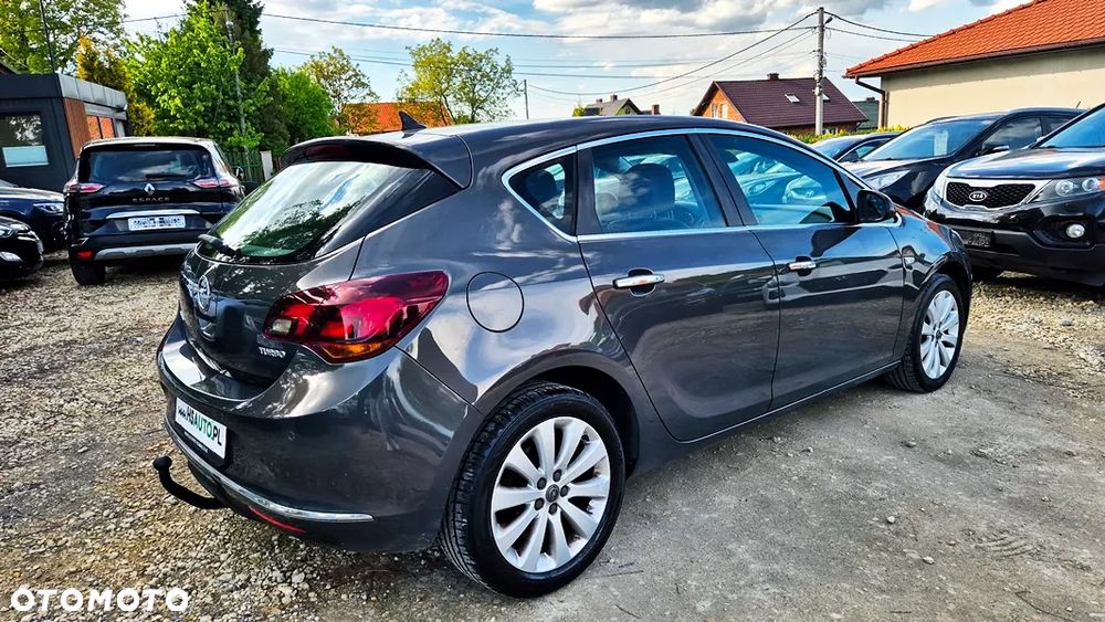 Opel Astra 1.4 Turbo Cosmo - 13